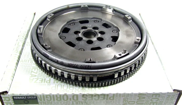 Renault Clio III (3) Volant (123006354R)